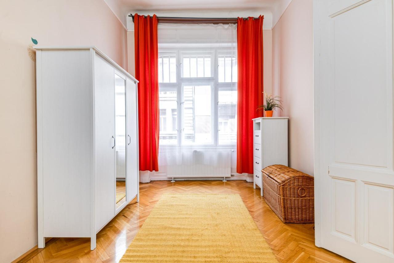 Vintage In The Jewish Quarter Apartamento